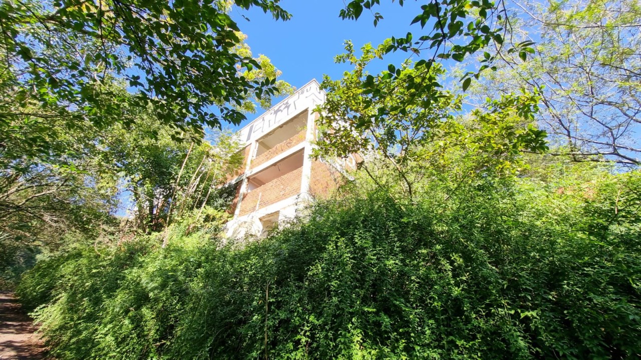 TERRENO DE 7.341,87m² FRENTE PARA A BR 116 EM NOVO HAMBURGO/RS, localizado em Novo Hamburgo - RS, bairro Roselândia