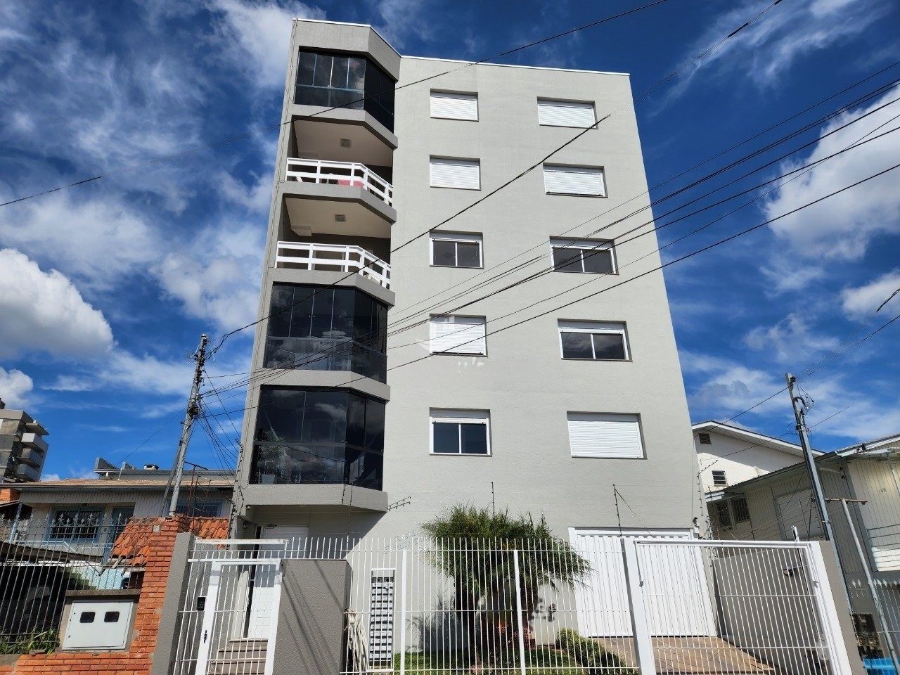 Imagem do imóvel DIREITOS E AÇÕES DO APARTAMENTO Nº 102 C/ BOX DO RESIDENCIAL FERNÃO DIAS EM CAXIAS DO SUL