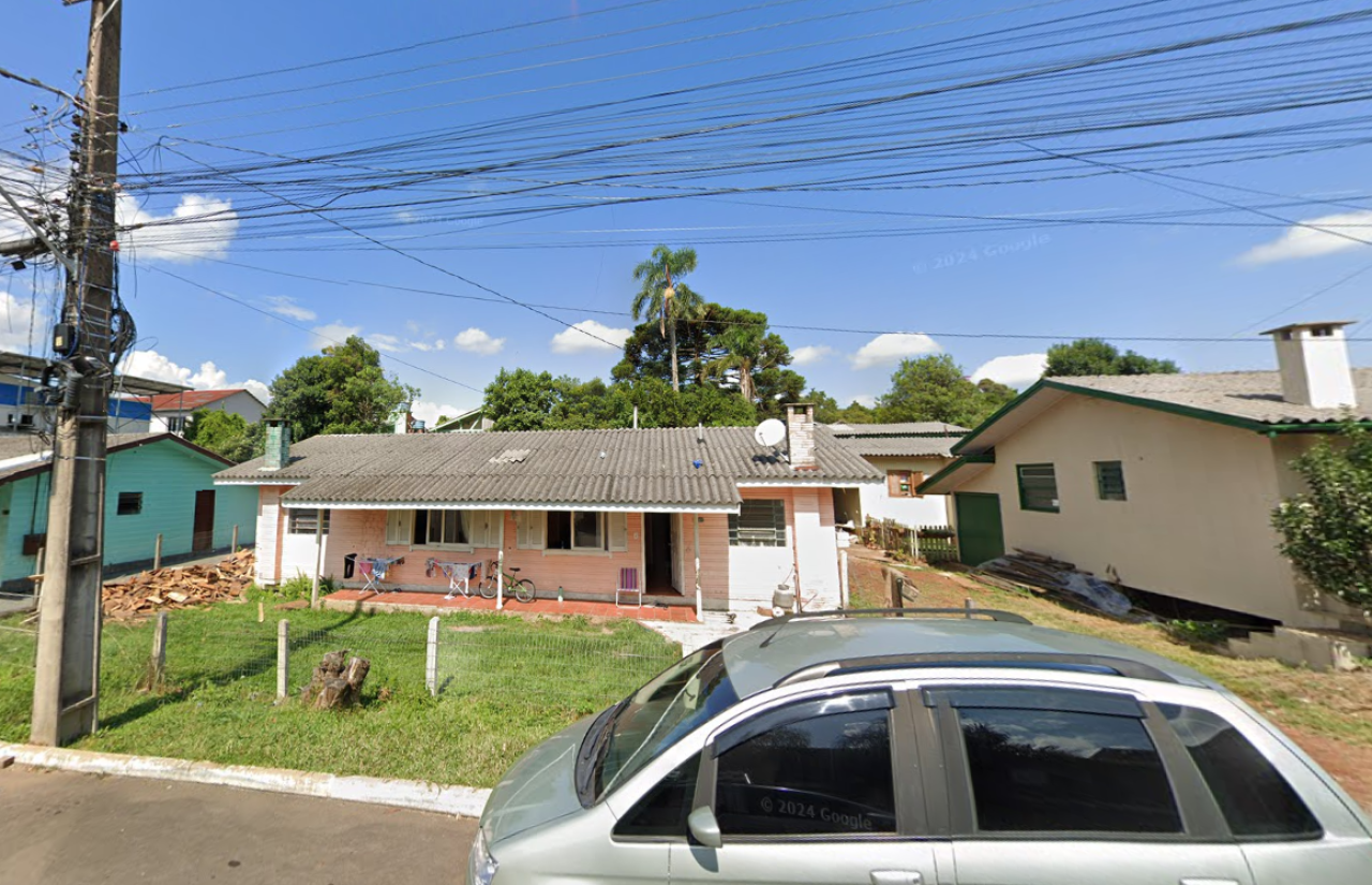 Imagem do imóvel TERRENO DE 300m² COM CASA EM GRAMADO/RS