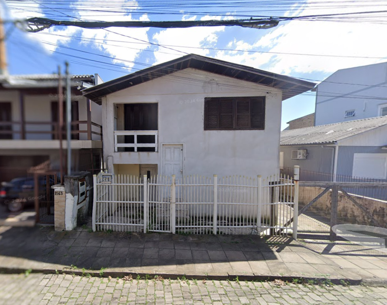 TERRENO DE 300m² COM DUAS CASAS NO BAIRRO ESPLANADA EM CAXIAS DO SUL