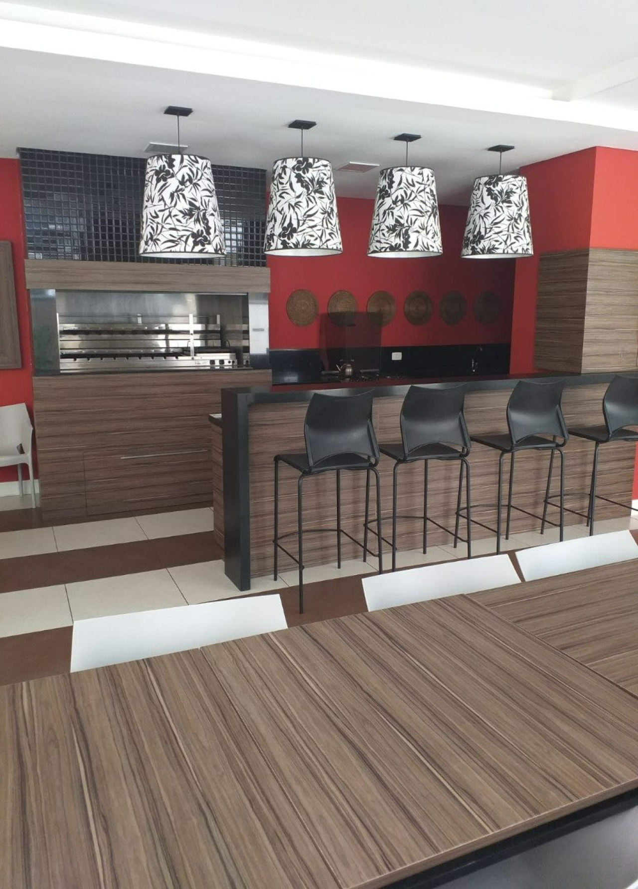APARTAMENTO N° 102 DO RESIDENCIAL GREENPARK E TRÊS VAGAS DE GARAGEM N° 12 E N° 41 (DUPLA), localizado em Caxias Do Sul - RS