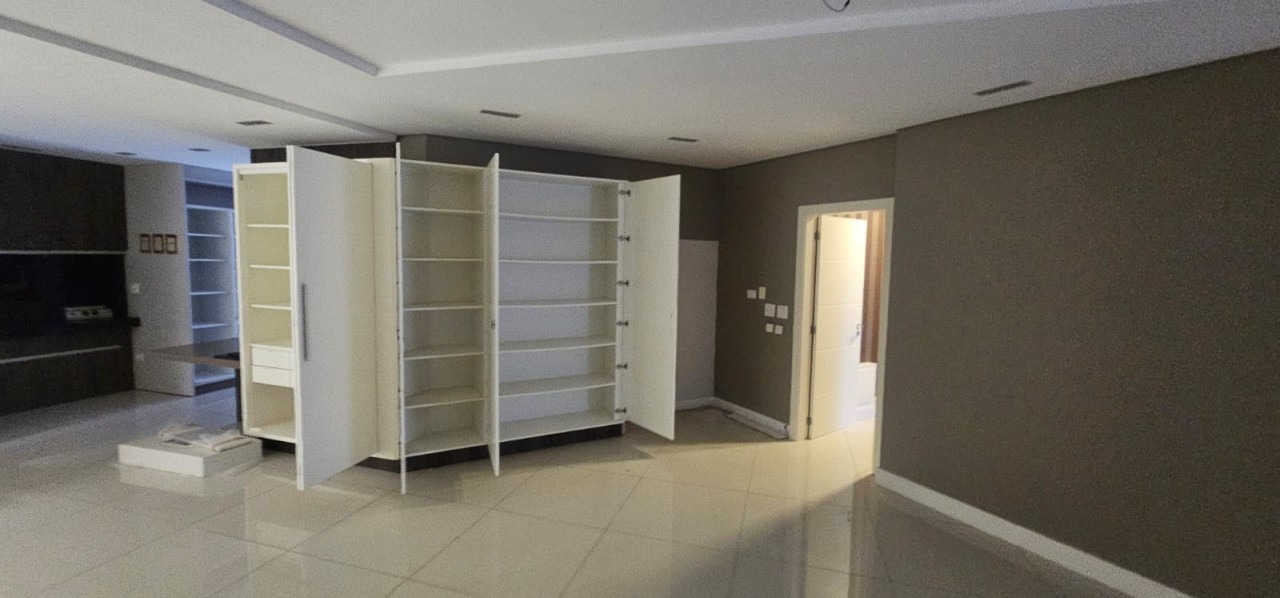 APARTAMENTO N° 102 DO RESIDENCIAL GREENPARK E TRÊS VAGAS DE GARAGEM N° 12 E N° 41 (DUPLA), localizado em Caxias Do Sul - RS