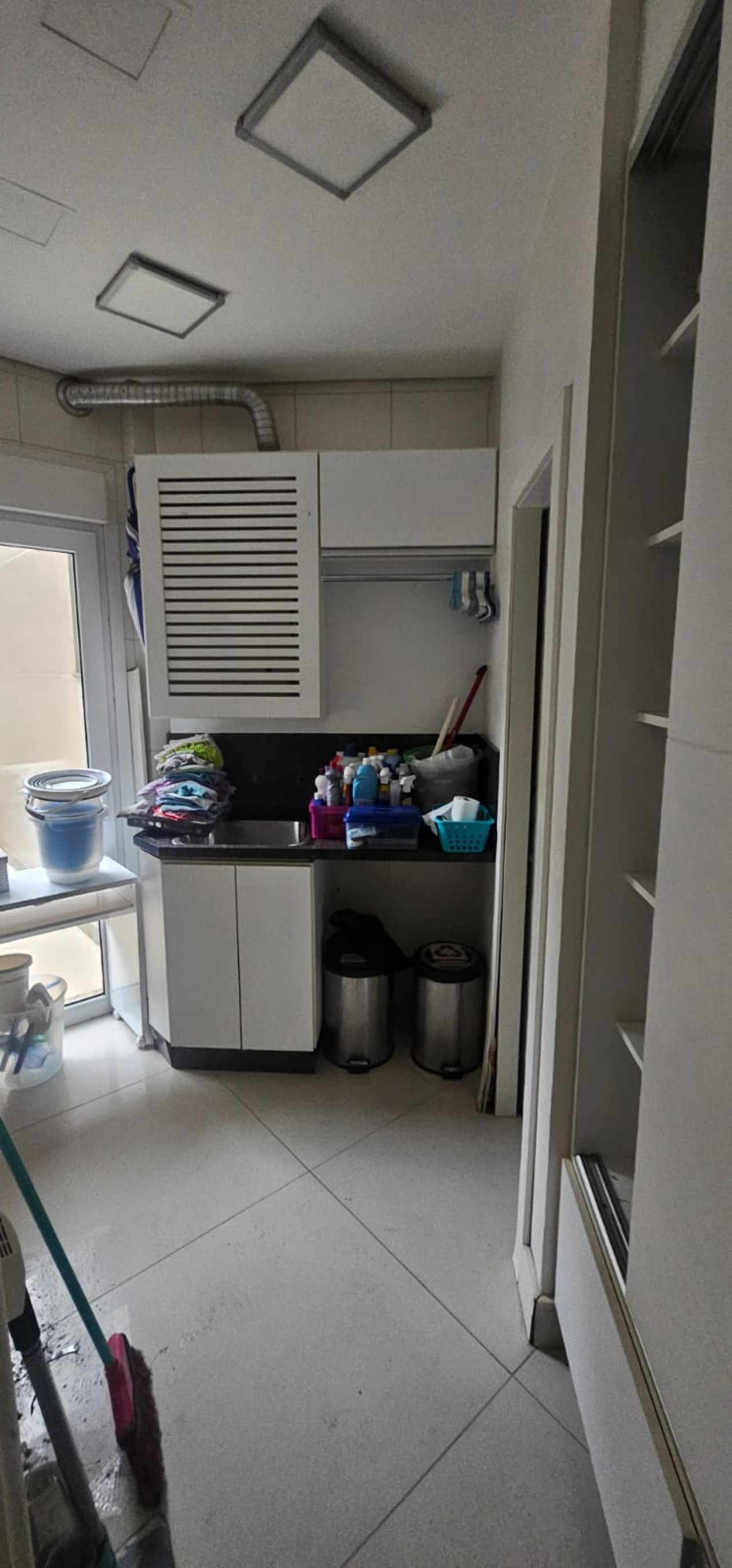 APARTAMENTO N° 102 DO RESIDENCIAL GREENPARK E TRÊS VAGAS DE GARAGEM N° 12 E N° 41 (DUPLA), localizado em Caxias Do Sul - RS