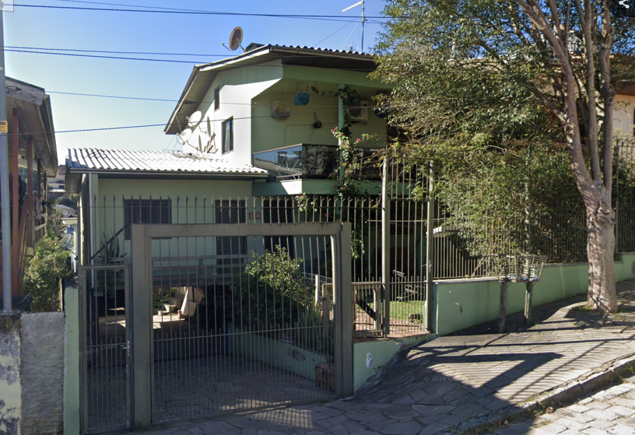 Imagem do imóvel TERRENO DE 369m² E DUAS CASAS NO BAIRRO DESVIO RIZZO EM CAXIAS DO SUL/RS