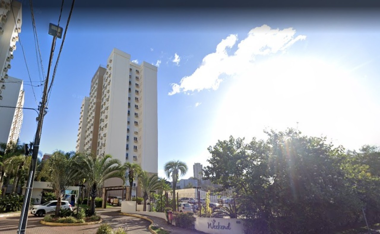 DIREITOS E AÇÕES SOBRE O APARATAMENTO N° 1403 DA TORRE 3 E BOX DE GARAGEM 122 DO CONDOMINIO RESIDENCIAL WEEKEND, localizado em Novo Hamburgo - RS