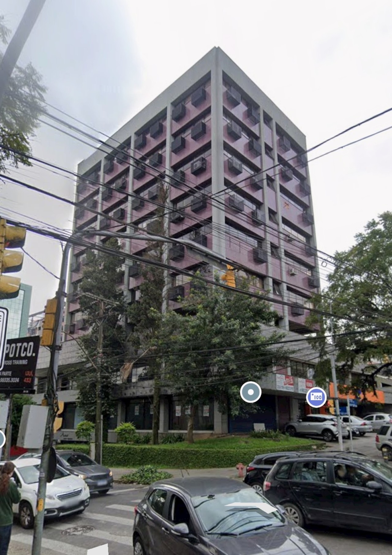 SALA COMERCIAL N° 804 DO CENTRO EMPRESARIAL MONTREAL EM PORTO ALEGRE/RS, localizado em Porto Alegre - RS, bairro Petrópolis