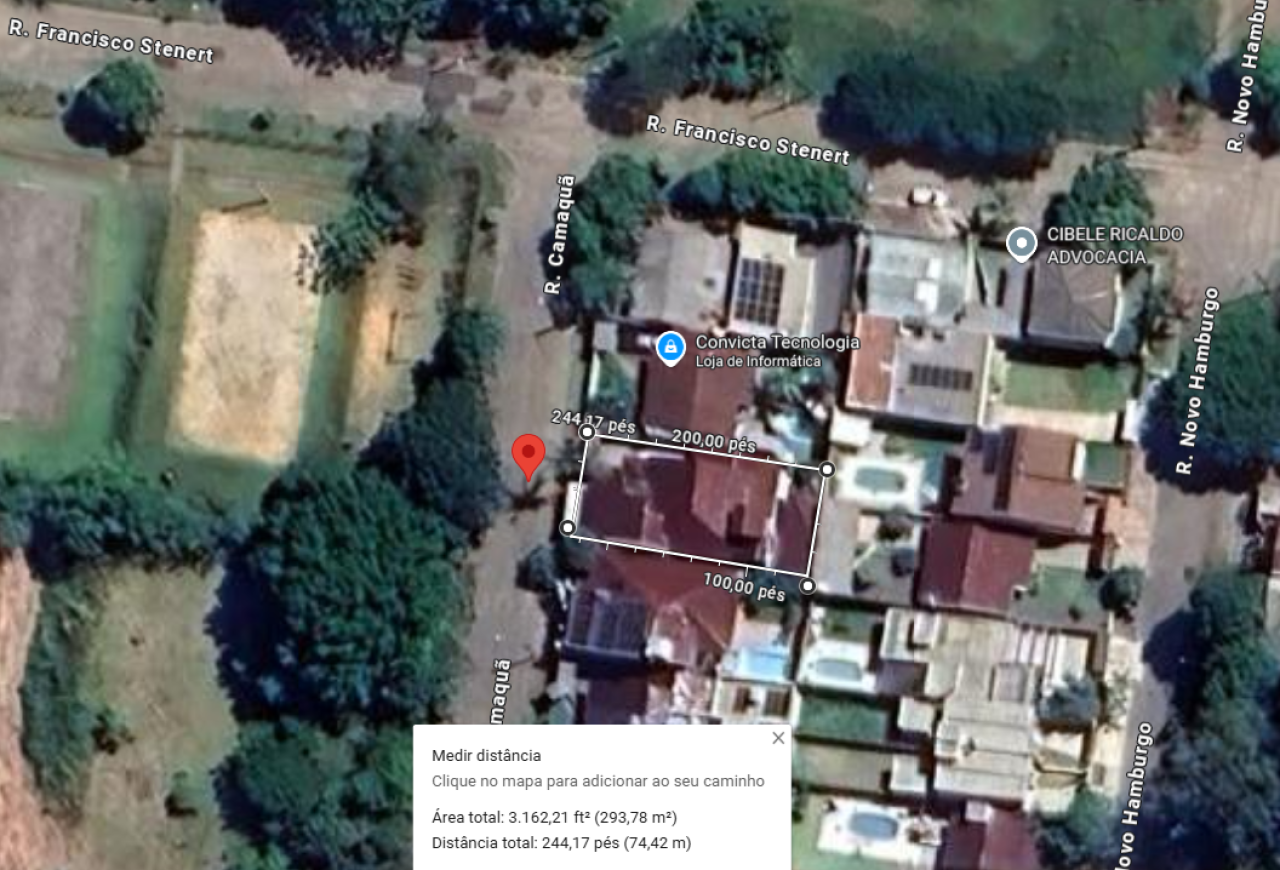 CASA DE DOIS ANDARES NO LOTEAMENTO RESIDENCIAL BLUMENBURG EM CAMPO BOM/RS, localizado em Campo Bom - RS