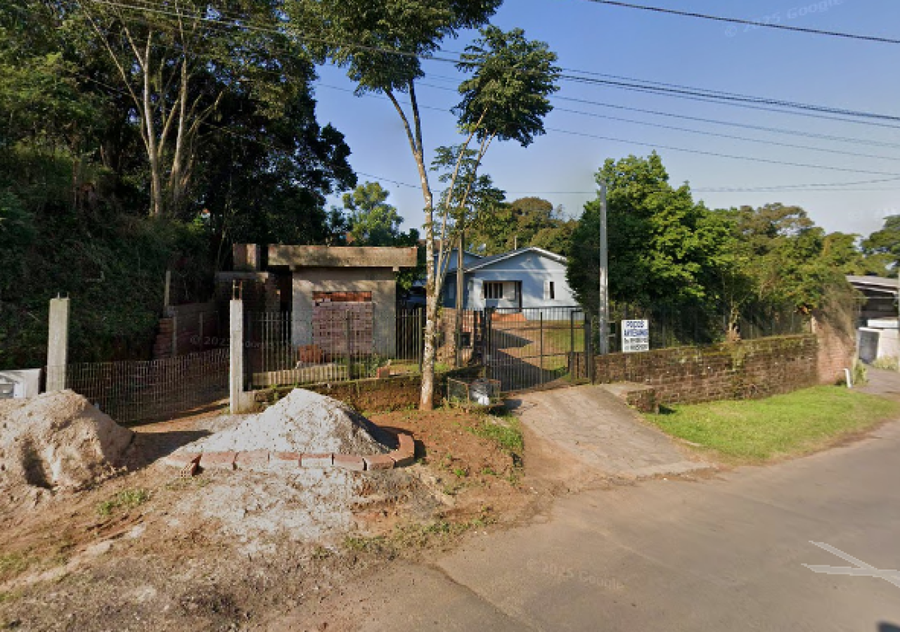 TERRENO COM 6.808,74m² COM CASA DE 174m² EM SÃO SEBASTIÃO DO CAÍ/RS, localizado em São Sebastião Do Caí - RS