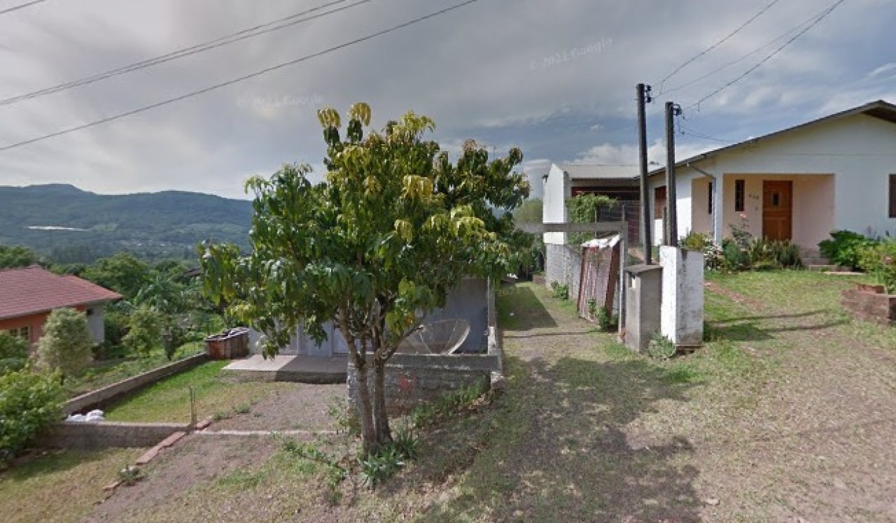 TERRENO COM ÁREA DE 432,96m² NO LOTEAMENTO PICADA CARÁ EM FELIZ/RS, localizado em Feliz - RS