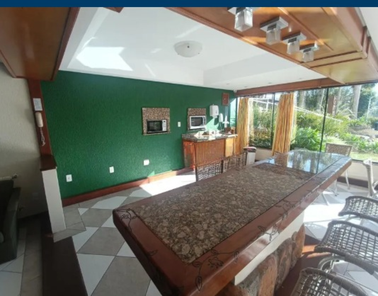 DIREITOS E AÇÕES SOBRE O APARTAMENTO N° 311 DO BLOCO II DO EDIFÍCIO REISDENCIAL E COMERICAL GRAMADO VILLAGE E BOX DE GARAGEM N° 32, EM GRAMADO/RS, localizado em Gramado - RS