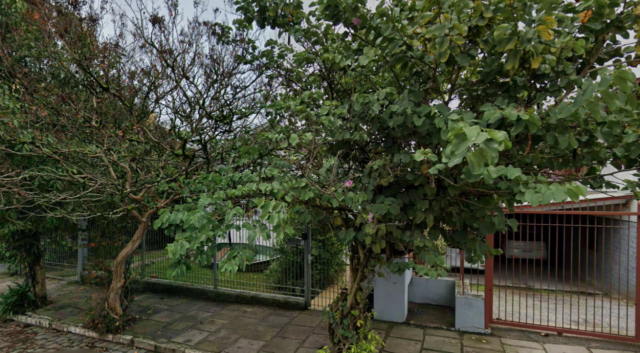 TERRENO COM ÁREA DE 390m² EMDE FARROUPILHA/RS, localizado em Farroupilha - RS