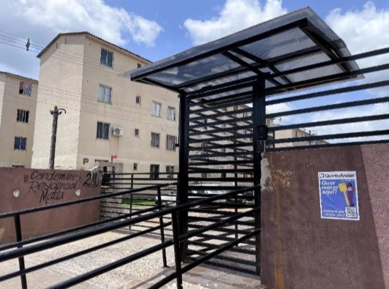 DIREITOS E AÇÕES SOBRE O APARTAMENTO N° 42 DO BLOCO I DO RESIDENCIAL MALTA, localizado em São Leopoldo - RS