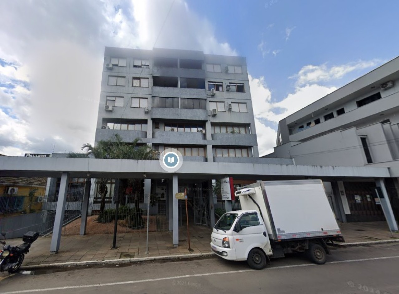 APARTAMENTO N° 306 E BOX DE GRAGEM Nº 22 DO CONDOMÍNIO EDIFÍCIO LUISA CASSEL