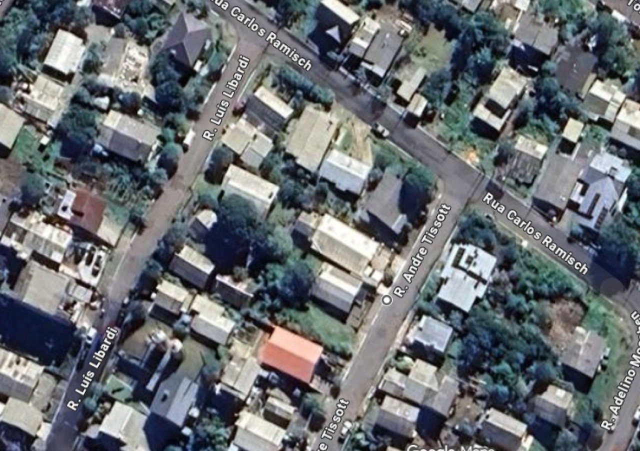 TERRENO COM ÁREA DE 264,05m² COM UMA CASA EM GRAMADO, localizado em Gramado - RS