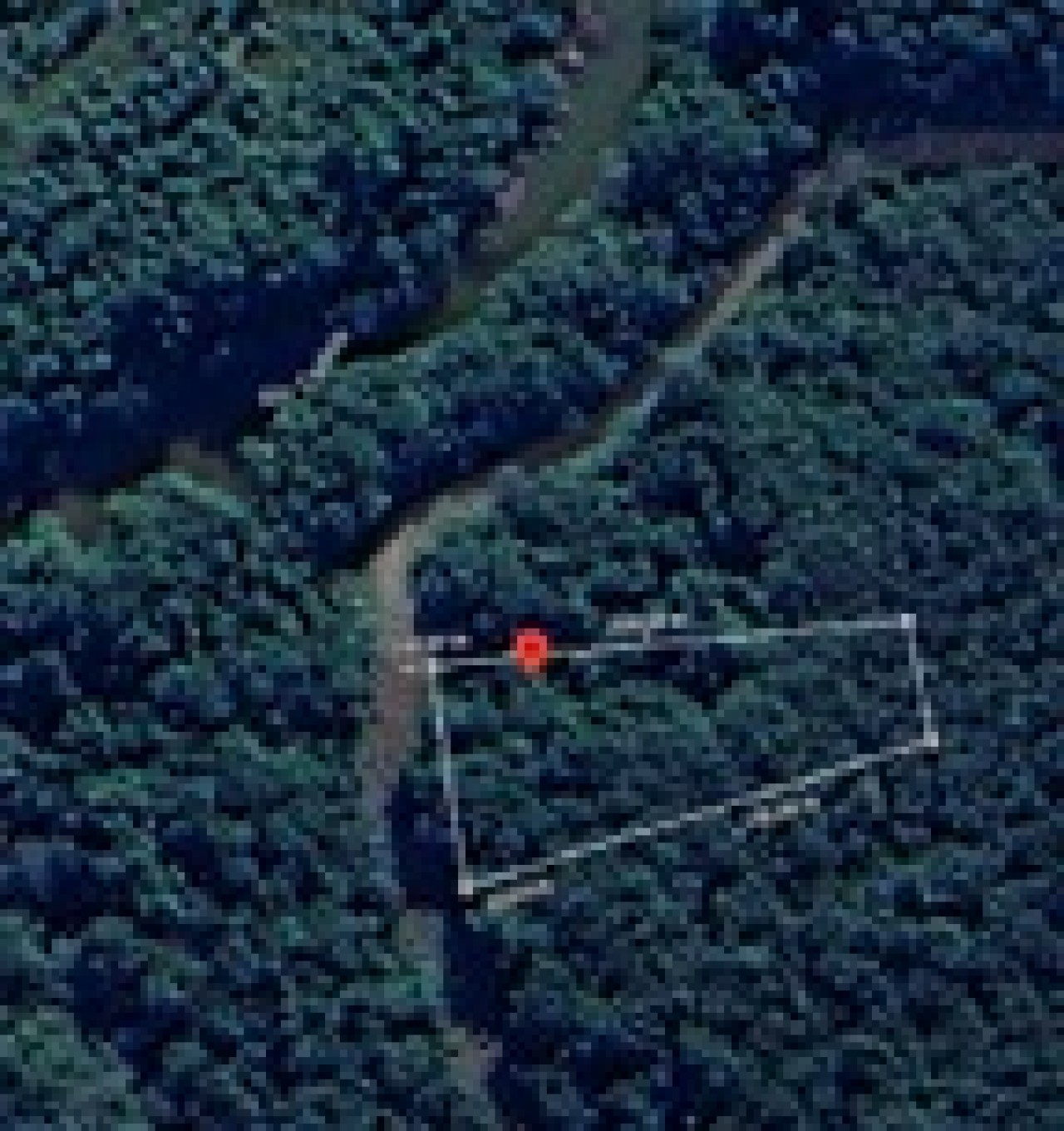 TERRENO NO COM ÁREA DE 2.860m² NO PARQUE CAMPESTRE