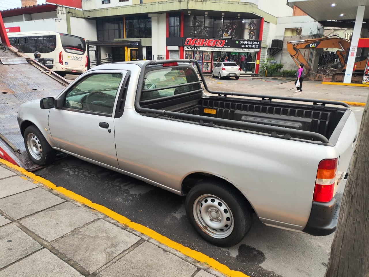 FORD/COURIER L 1.6 FLEX, PLACA ISL1256, ANO/MODELO 2011/2012 E COR PRATA