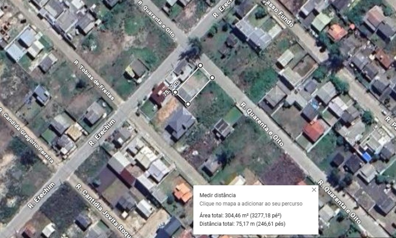 TERRENO COM ÁREA DE 300m² E CASA EM BALNEÁRIO ARROIO DO SILVA EM SANTA CATARINA, localizado em Balneário Arroio Do Silva - SC