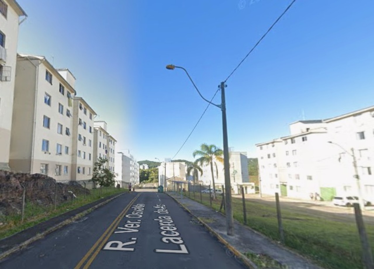 APARTAMENTO 302 DO BLOCO E DO RESIDENCIAL CAMPOS DA SERRA IX EM CAXIAS DO SUL, localizado em Caxias Do Sul - RS, bairro De Zorzi