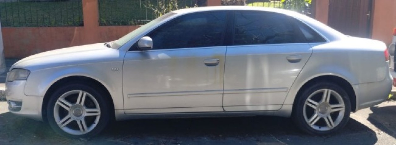 I/AUDI A4 1.8T, PLACA ANV0804, ANO/MODELO 2005/2005 COR PRATA – Licenciamento válido até 30/06/2022