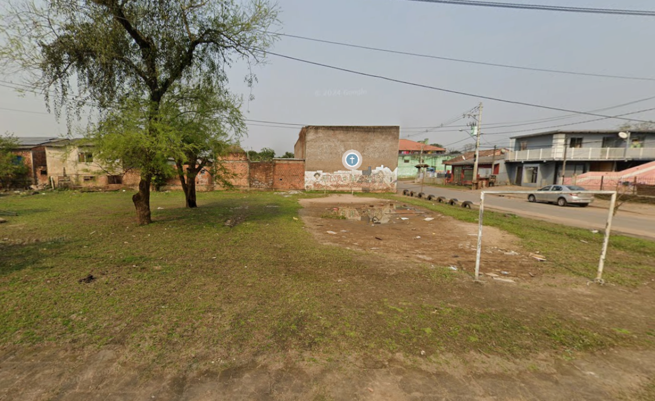 UM TERRENO COM ÁREA DE 225m² EM NOVO HAMBURGO/RS, inscrito sob matrícula nº 79.878 do CRI de Novo Hamburgo, localizado em Novo Hamburgo - RS, bairro Lomba Grande