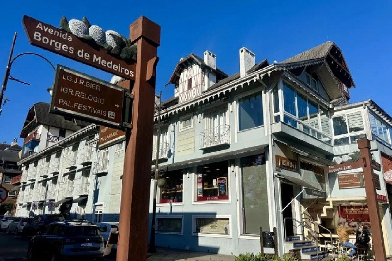 ARRECADAÇÃO DE PROPOSTAS PARA O FUTURO LEILÃO DO HOTEL MODEVIE BOUTIQUE GRAMADO., localizado em Gramado - RS