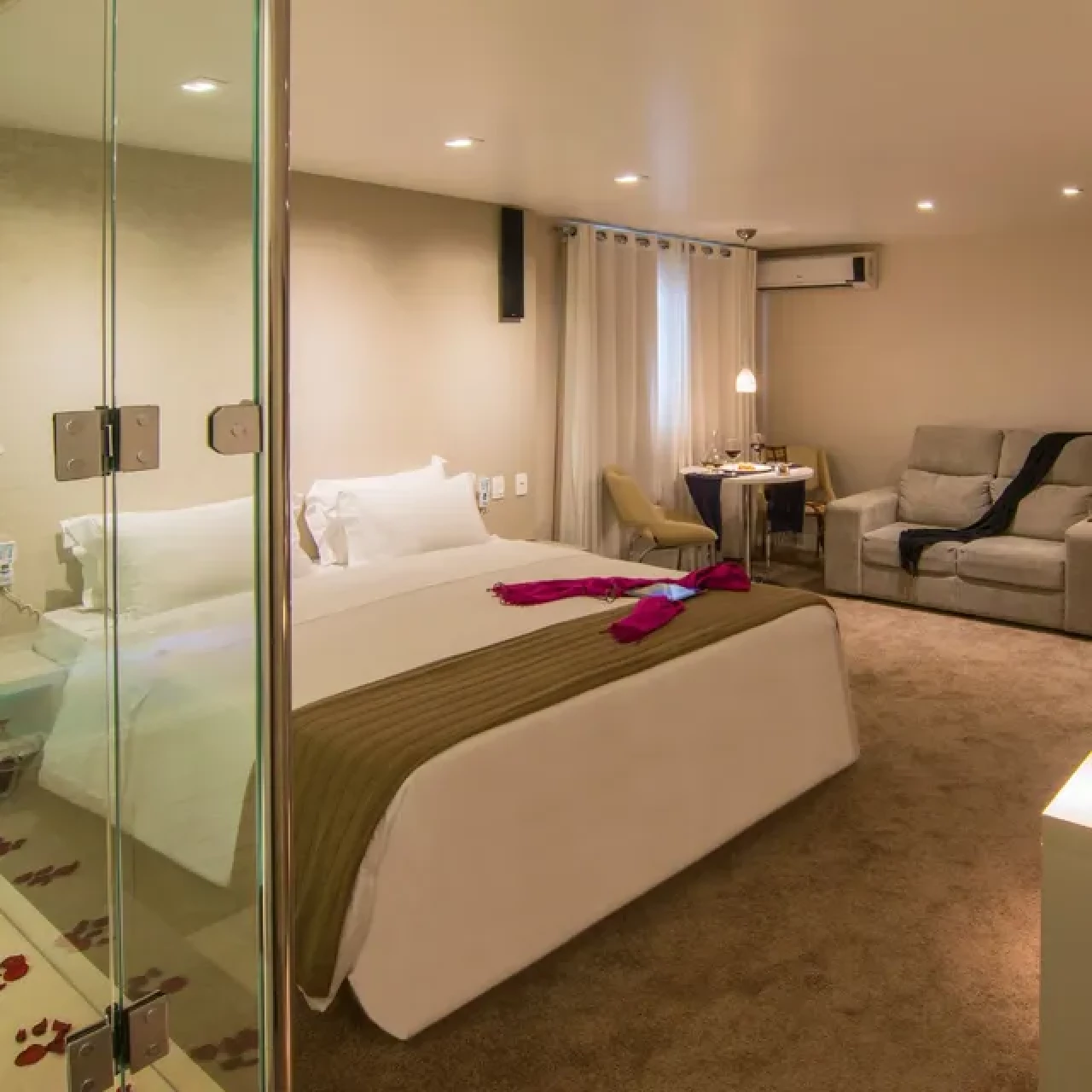 ARRECADAÇÃO DE PROPOSTAS PARA O FUTURO LEILÃO DO HOTEL MODEVIE BOUTIQUE GRAMADO., localizado em Gramado - RS