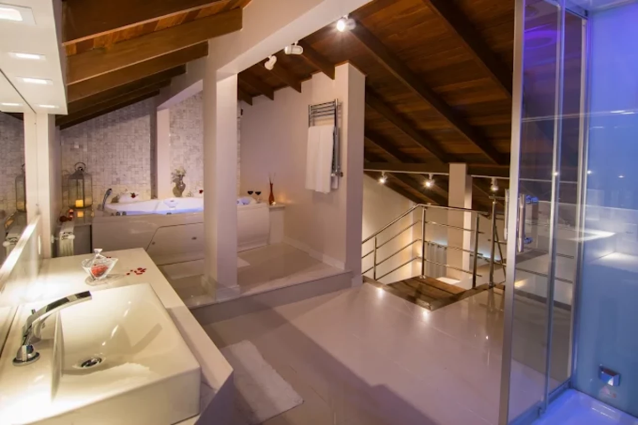 ARRECADAÇÃO DE PROPOSTAS PARA O FUTURO LEILÃO DO HOTEL MODEVIE BOUTIQUE GRAMADO., localizado em Gramado - RS