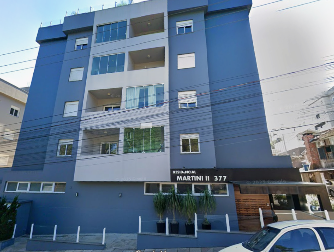 APARTAMENTO Nº 207 E O BOX DE GARAGEM Nº 207 DO BLOCO II DO CONJUNTO RESIDENCIAL MARTINI