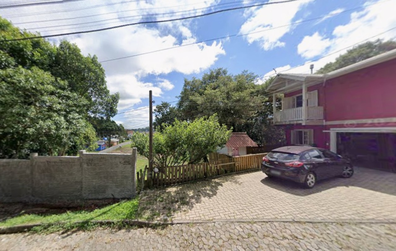 TERRENO SEM EDIFICAÇÃO COM ÁREA DE 2294m² EM CANELA, localizado em Canela - RS, bairro Leodoro de Azevedo