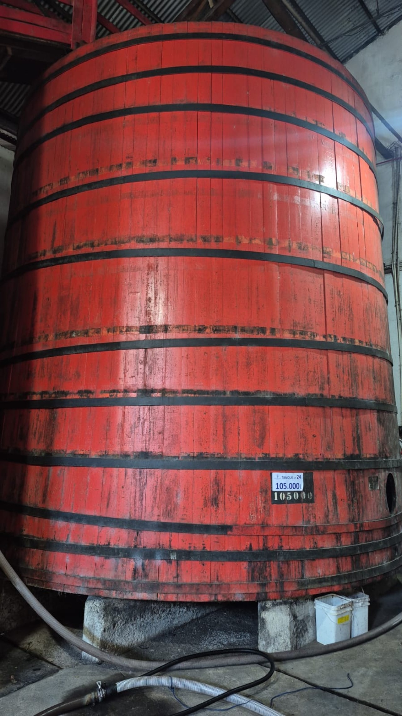 PIPA DE MADEIRA NÚMERO 24, CAPACIDADE 104.000 LITROS
