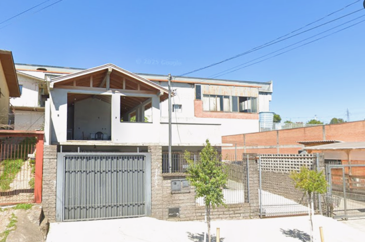 Imagem do imóvel CASA DE DOIS ANDARES EM CAXIAS DO SUL/RS — TERRENO DE 360M² NO BAIRRO SANTA FÉ