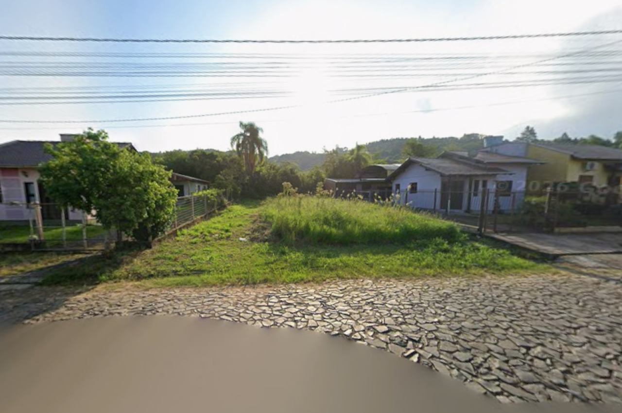 TERRENO URBANO COM 420M² EM PAROBÉ/RS, localizado em Parobé - RS, bairro Fazenda Pires