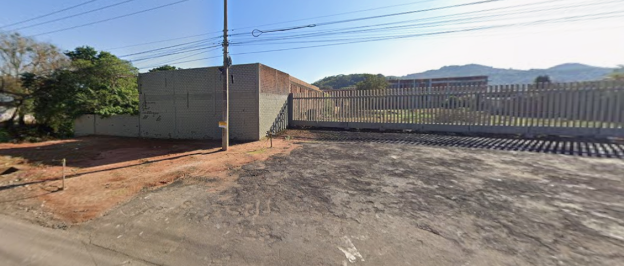 TERRENO TRIANGULAR COM 123,03M² NA RS-239 — NOVO HAMBURGO/RS, localizado em Novo Hamburgo - RS, bairro São José
