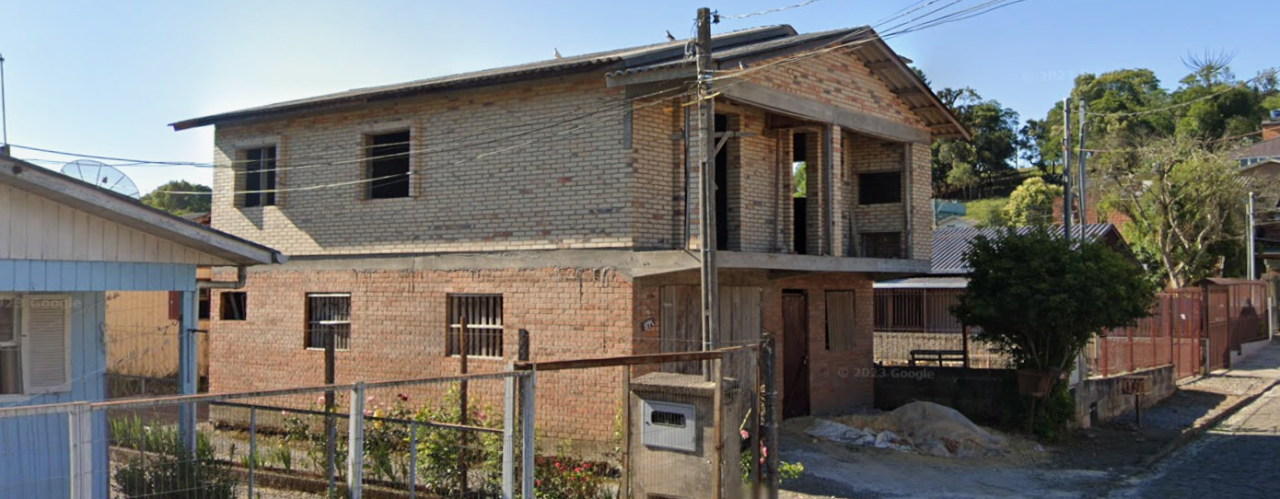 TERRENO URBANO DE 360M² EM CAXIAS DO SUL/RS, localizado em Caxias Do Sul - RS, bairro Serrano
