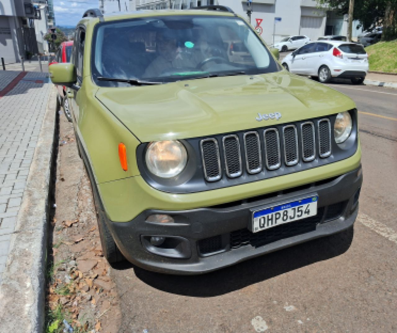 JEEP/RENEGADE LNGTD AT, PLACA  QHP8J54 ANO/MODELO 2015/2016
