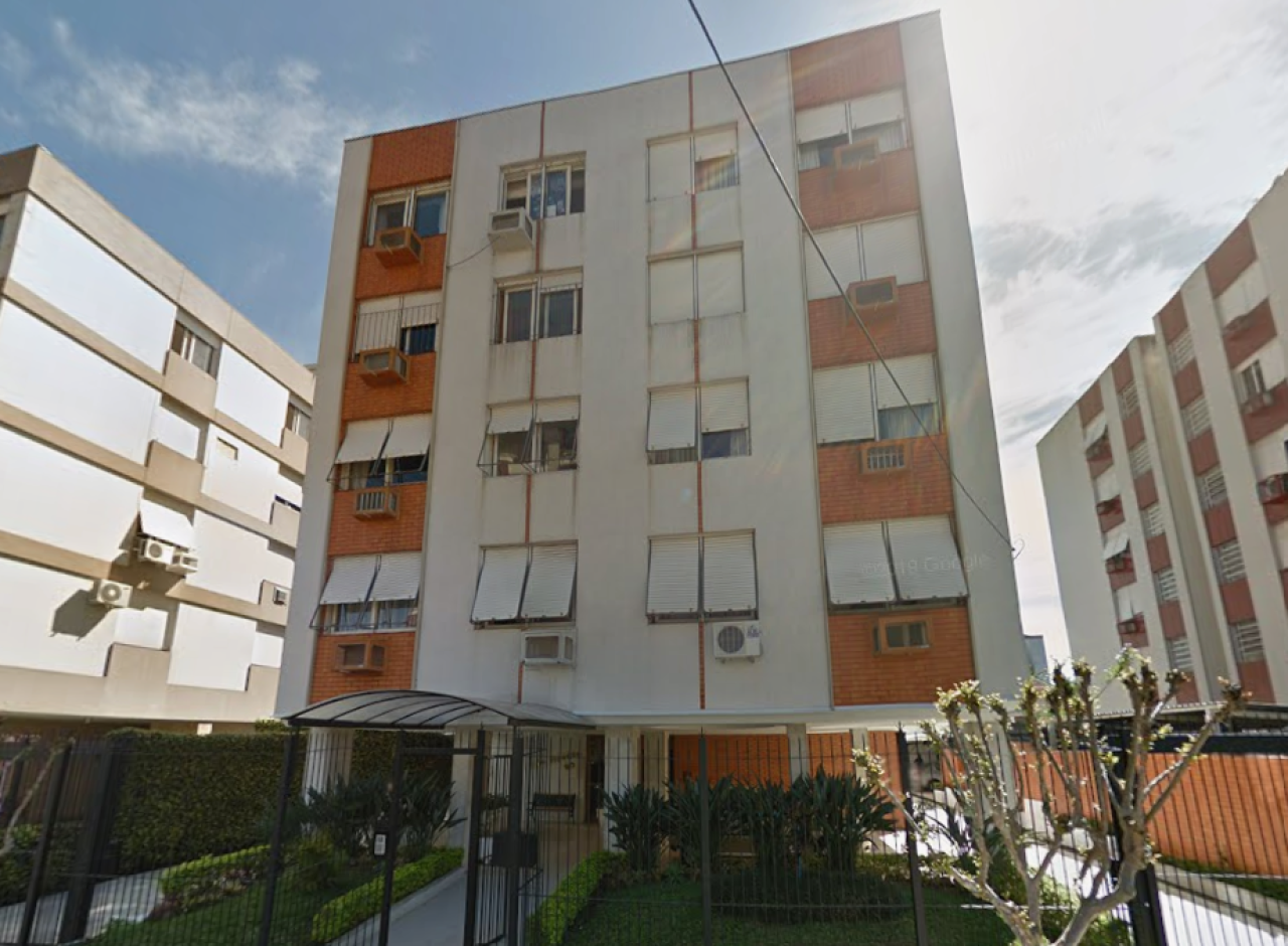 APARTAMENTO Nº 201 NO EDIFÍCIO SÃO VICENTE EM PORTO ALEGRE/RS