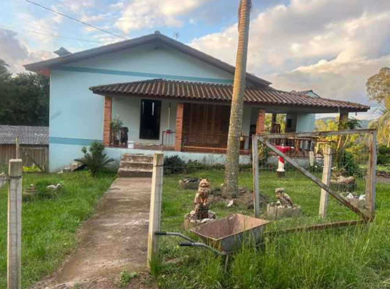ÁREA DE TERRA RURAL COM 37.125,00M², localizado em Encantado - RS