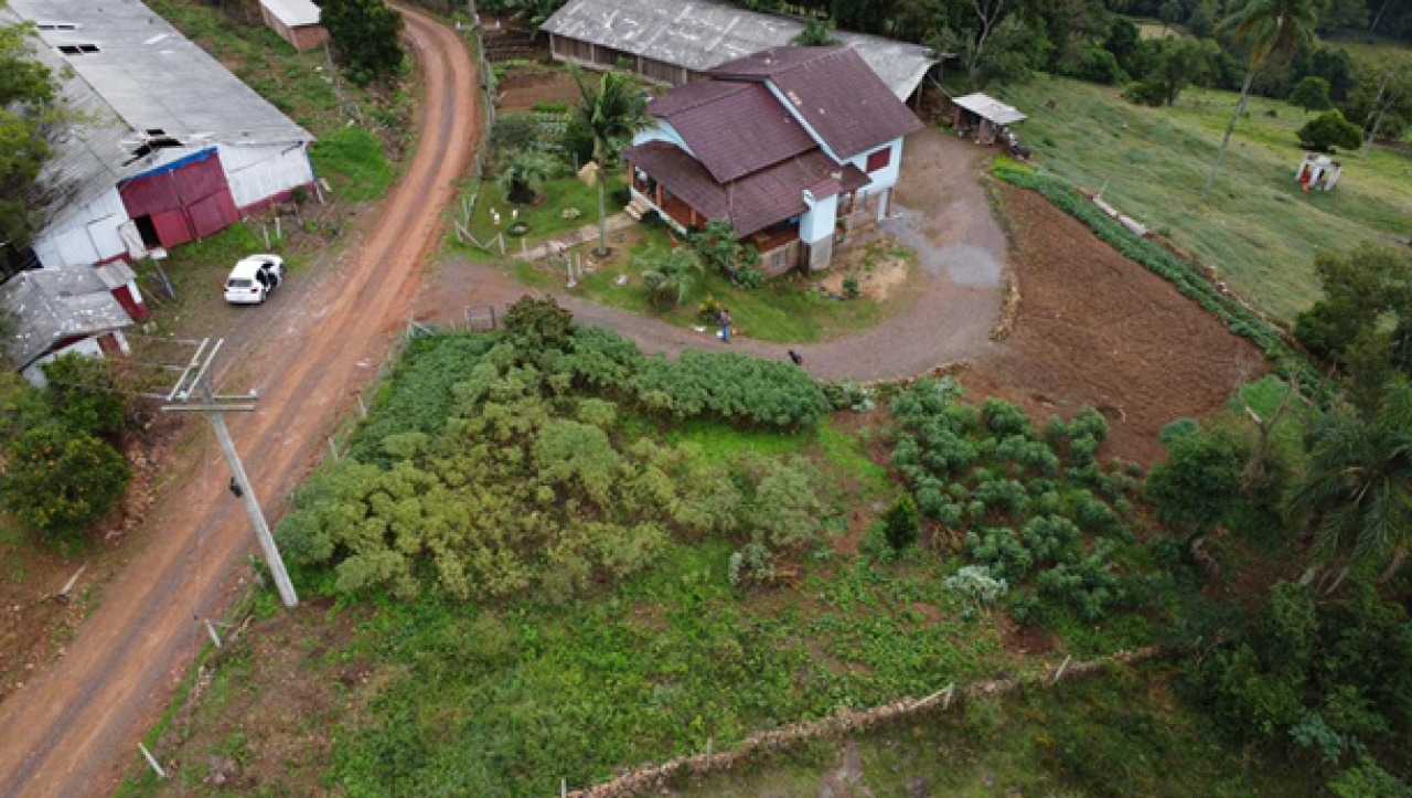 ÁREA DE TERRA RURAL COM 37.125,00M², localizado em Encantado - RS
