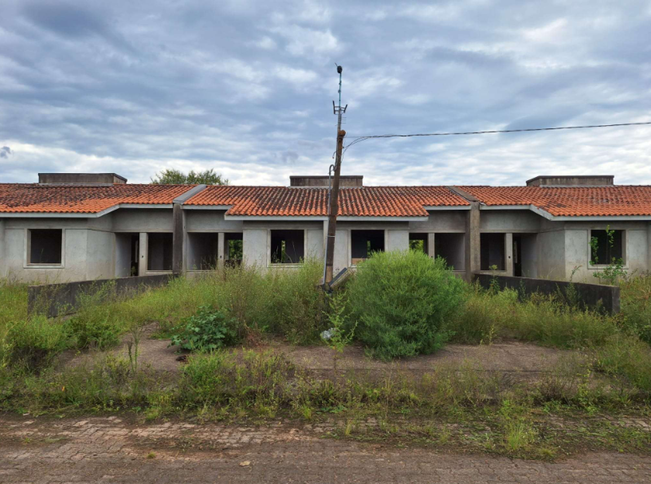 Imagem do imóvel CASA DE ALVENARIA GEMINADA EM CONSTRUÇÃO, Nº 471 - A e 471 - B em ESTEIO/RS
