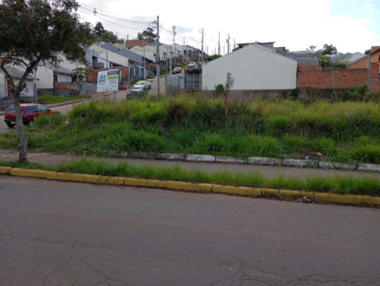 Imagem do imóvel TERRENO DE 232,75M² NO LOTEAMENTO RESIDENCIAL COLINA RITZEL EM CAMPO BOM/RS